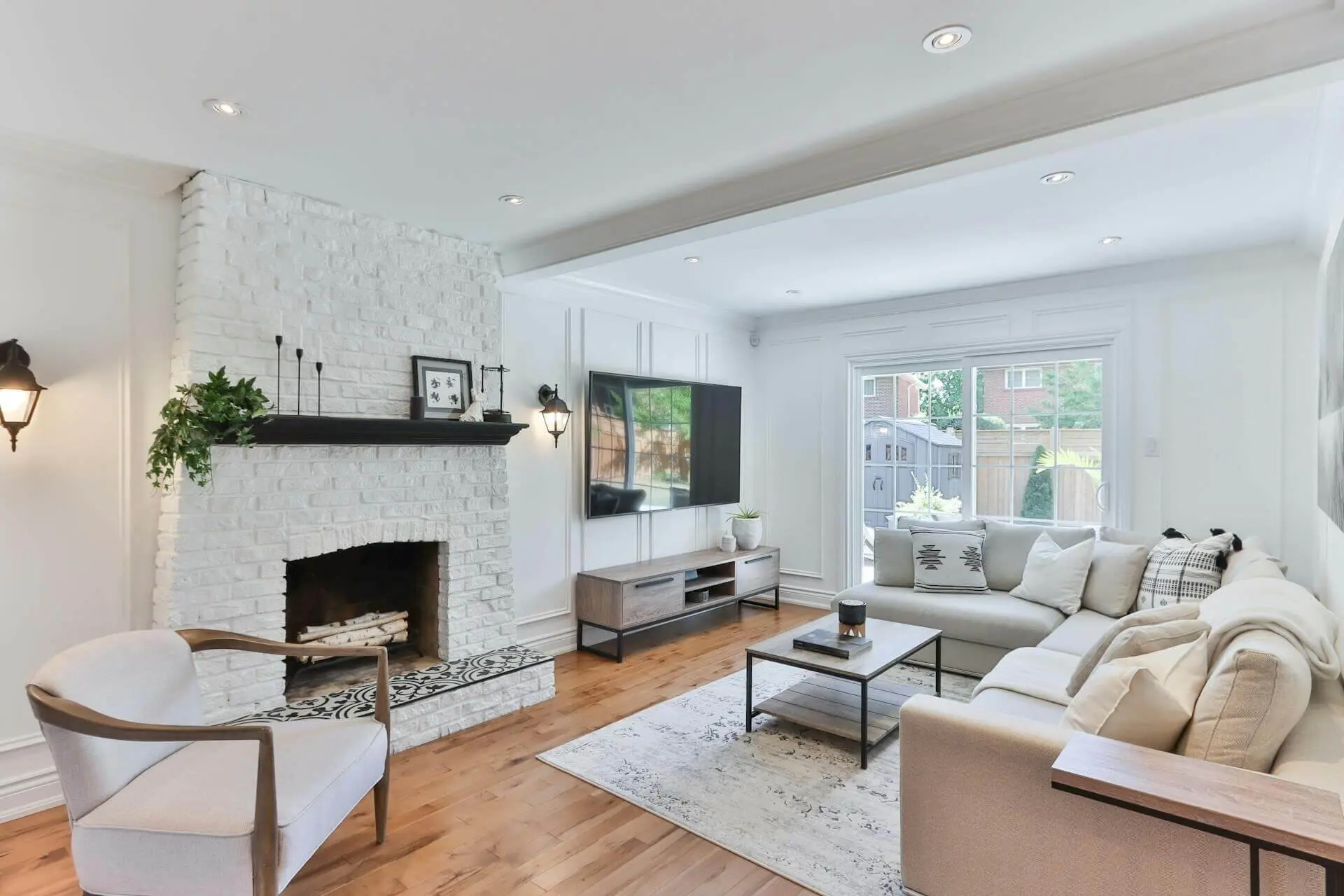 Living room, hallways, and entryways